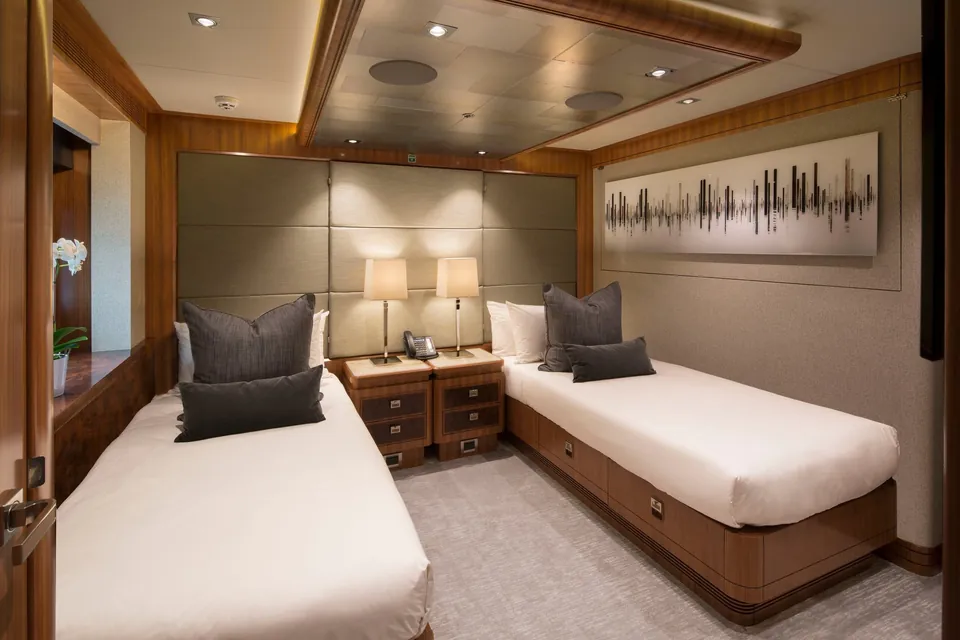 Muchos Mas, 2016 Crescent Yachts Custom, photo 21