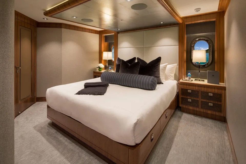 Muchos Mas, 2016 Crescent Yachts Custom, photo 24