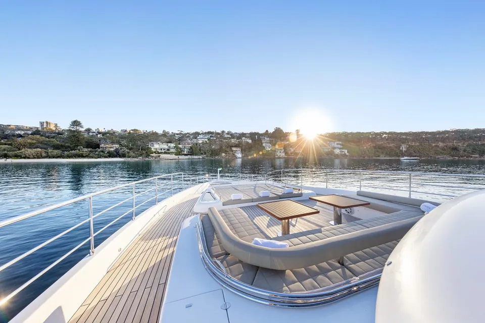 Legacy, 2017 Majesty Yachts Majesty 100, photo 7
