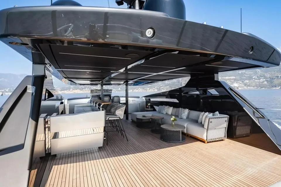 Arina, 2024 Pershing, photo 7
