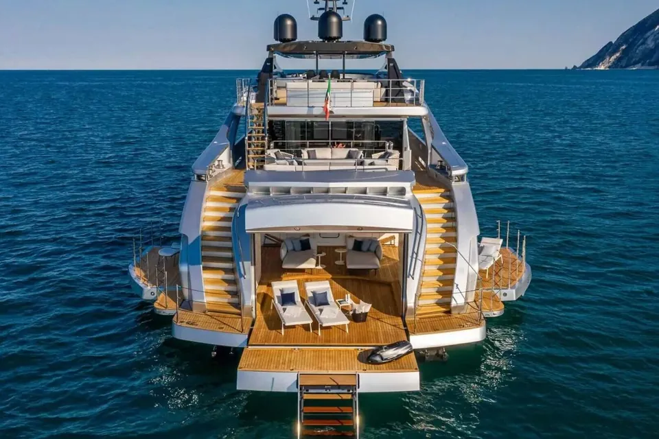 Arina, 2024 Pershing, photo 22