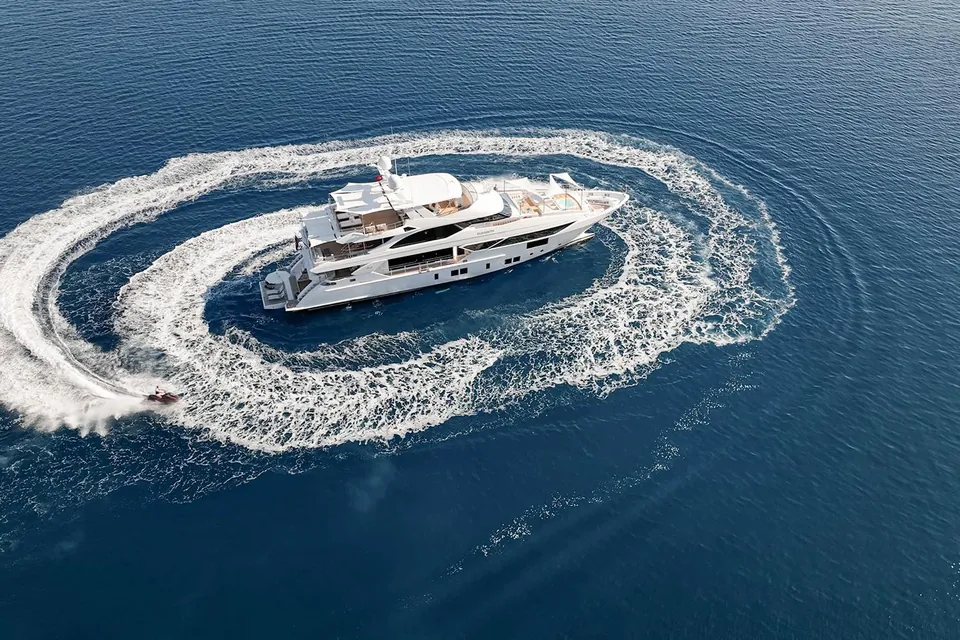 Elizabeth, 2021 Benetti Fast 125, photo 2