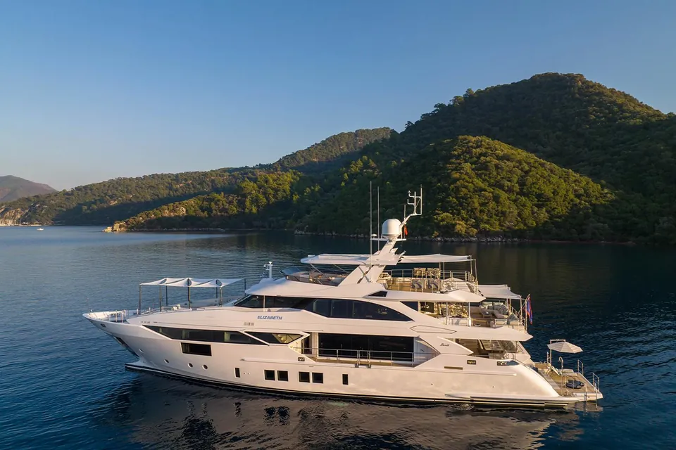 Elizabeth, 2021 Benetti Fast 125, photo 8