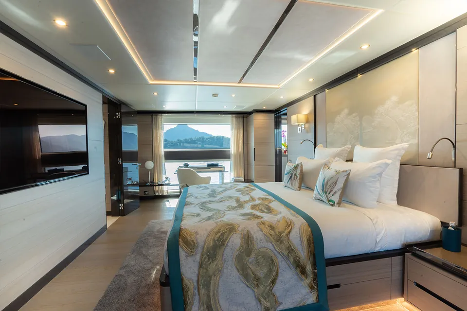 Elizabeth, 2021 Benetti Fast 125, photo 12