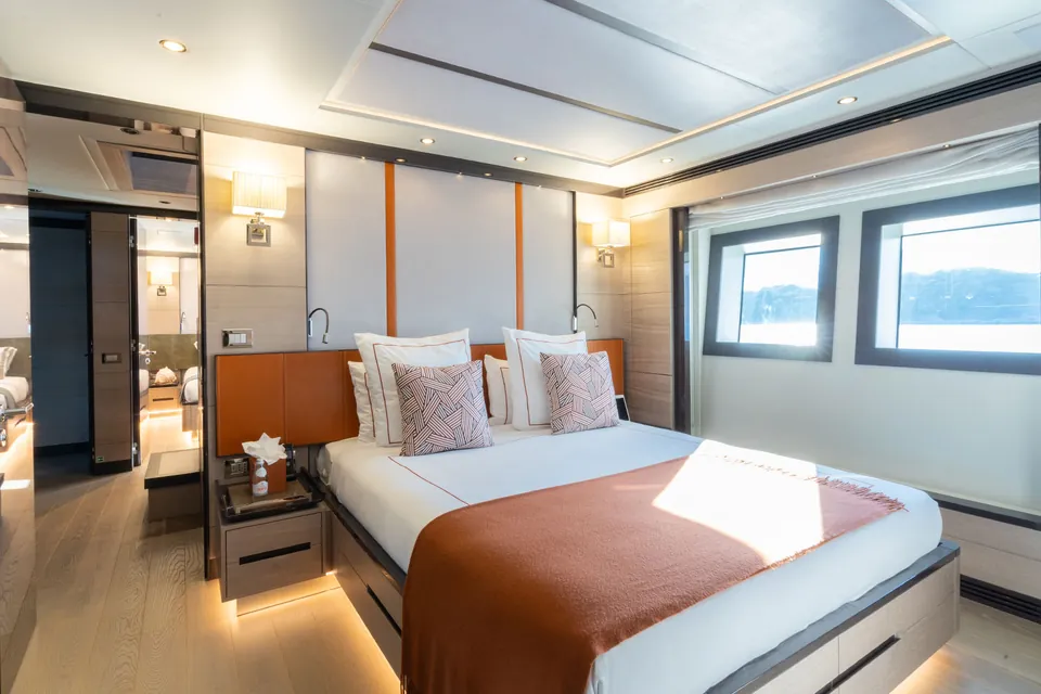Elizabeth, 2021 Benetti Fast 125, photo 16
