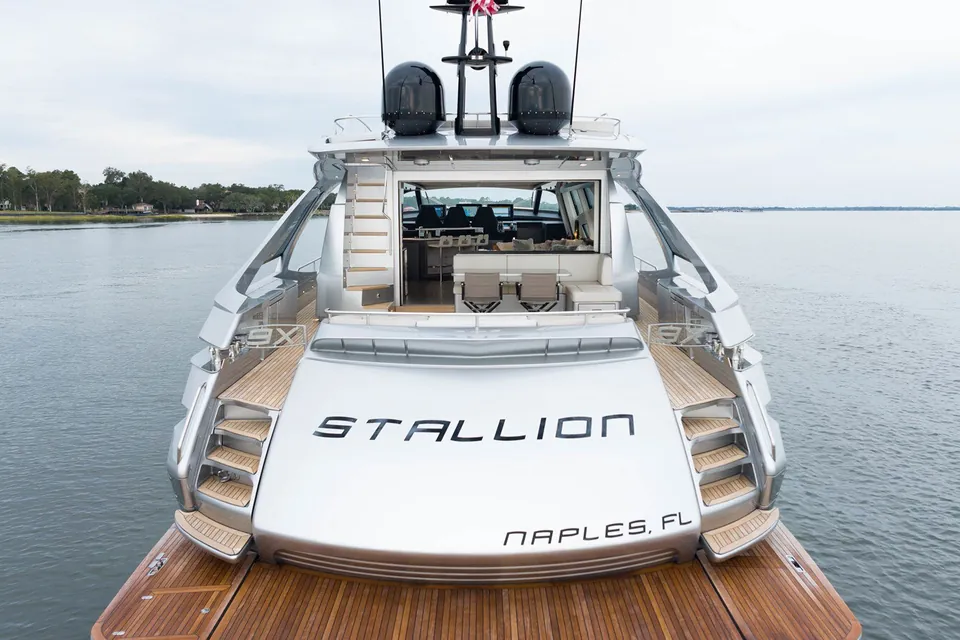Stallion, 2022 Pershing 9X, photo 6