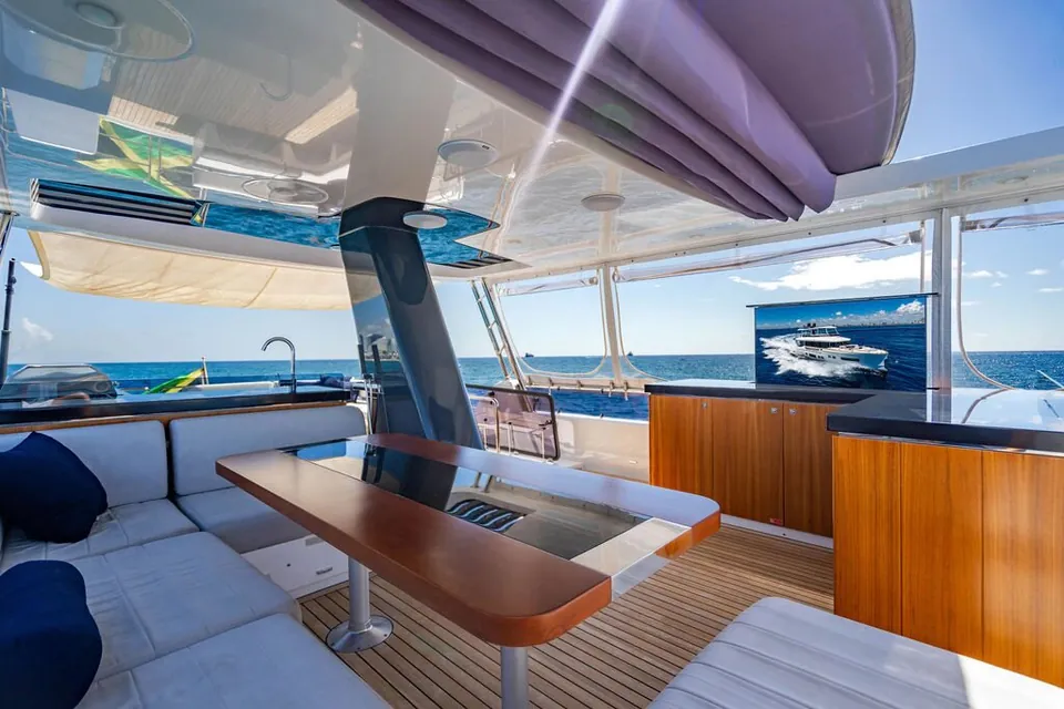 Nivasa, 2022 Sirena Yachts Sirena 68, photo 4