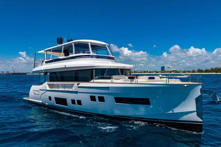 Nivasa, 2022 Sirena Yachts Sirena 68, photo 11