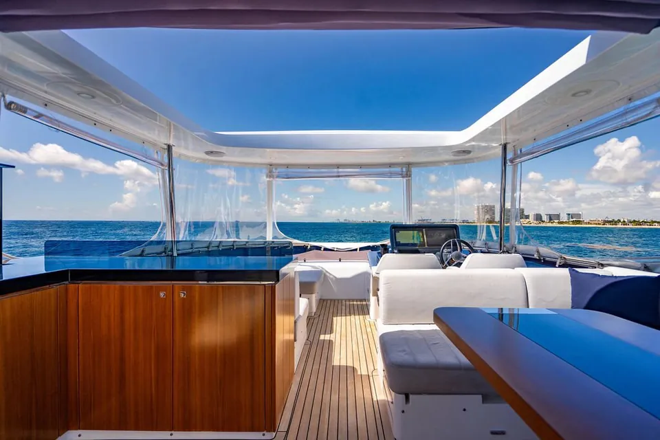 Nivasa, 2022 Sirena Yachts Sirena 68, photo 27