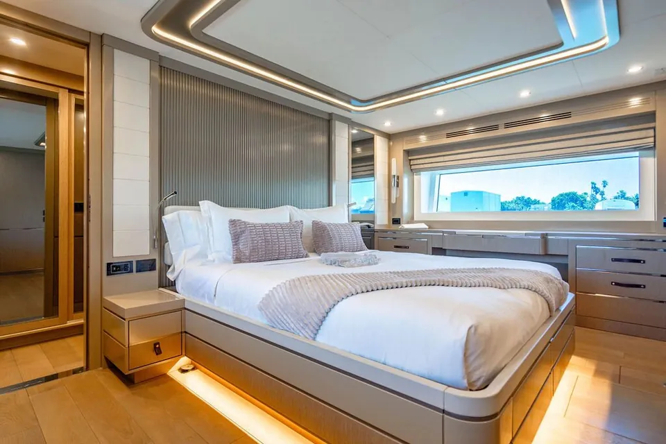 Nivasa, 2022 Sirena Yachts Sirena 68, photo 31
