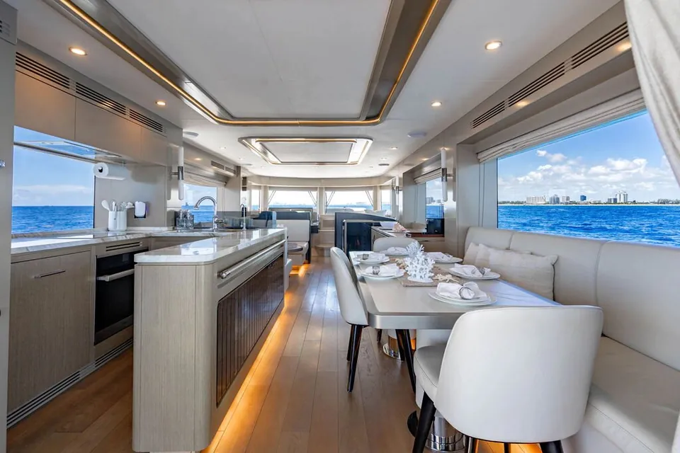 Nivasa, 2022 Sirena Yachts Sirena 68, photo 34