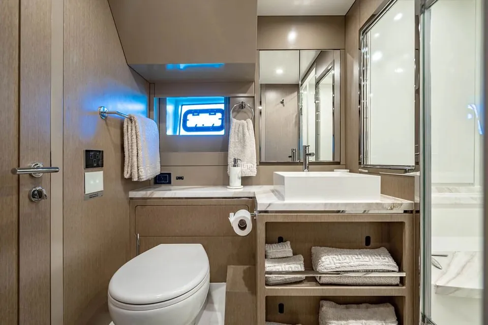 Nivasa, 2022 Sirena Yachts Sirena 68, photo 35