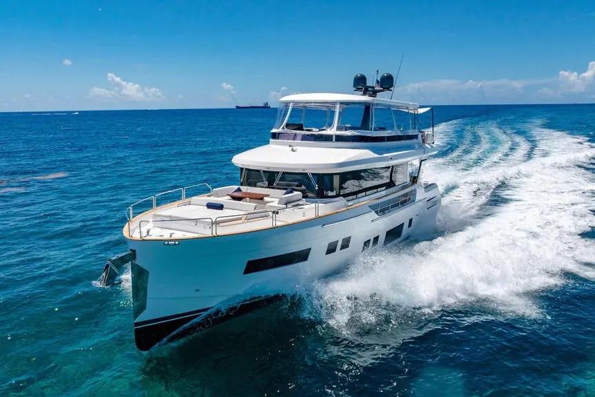 Nivasa, 2022 Sirena Yachts Sirena 68, photo 1