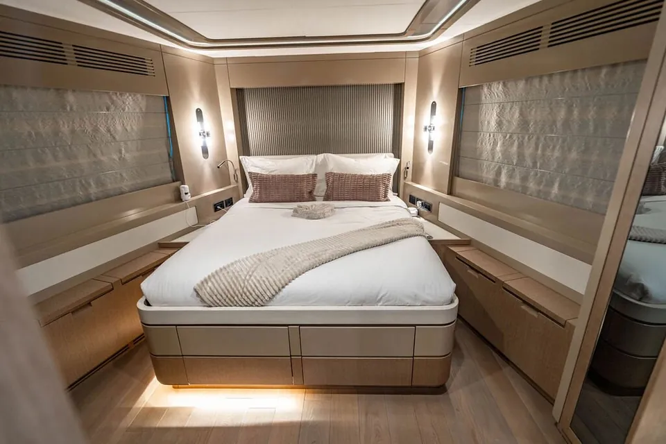 Nivasa, 2022 Sirena Yachts Sirena 68, photo 47