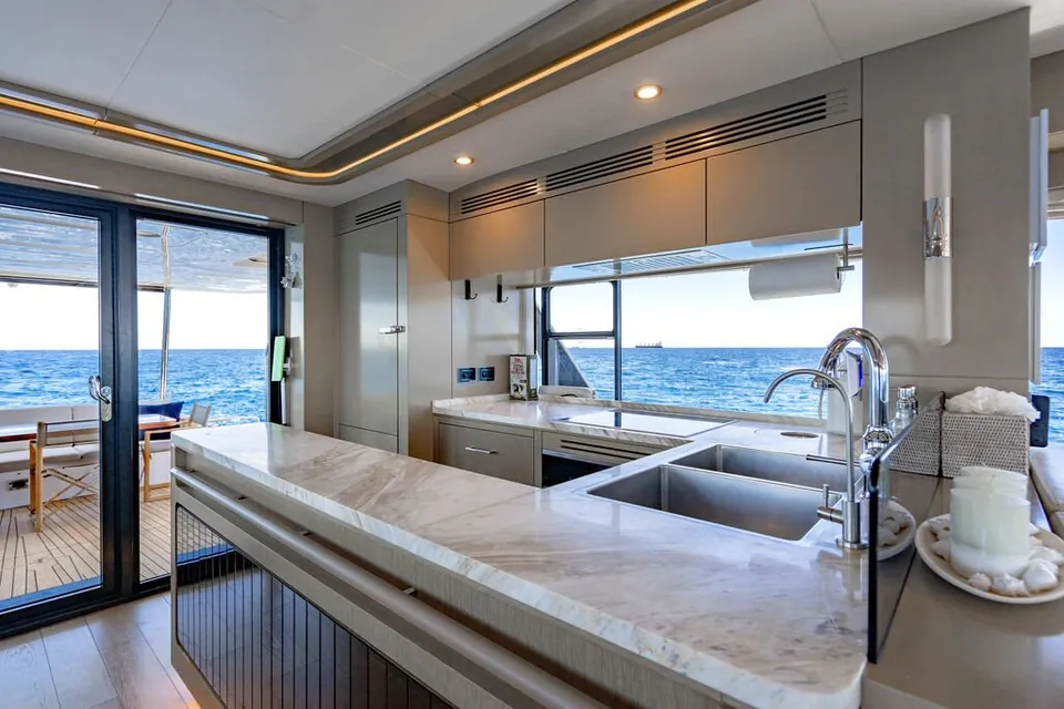 Nivasa, 2022 Sirena Yachts Sirena 68, photo 53