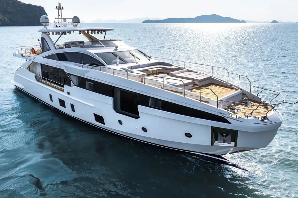 Infinite Voyage III, 2022 Azimut, photo 1