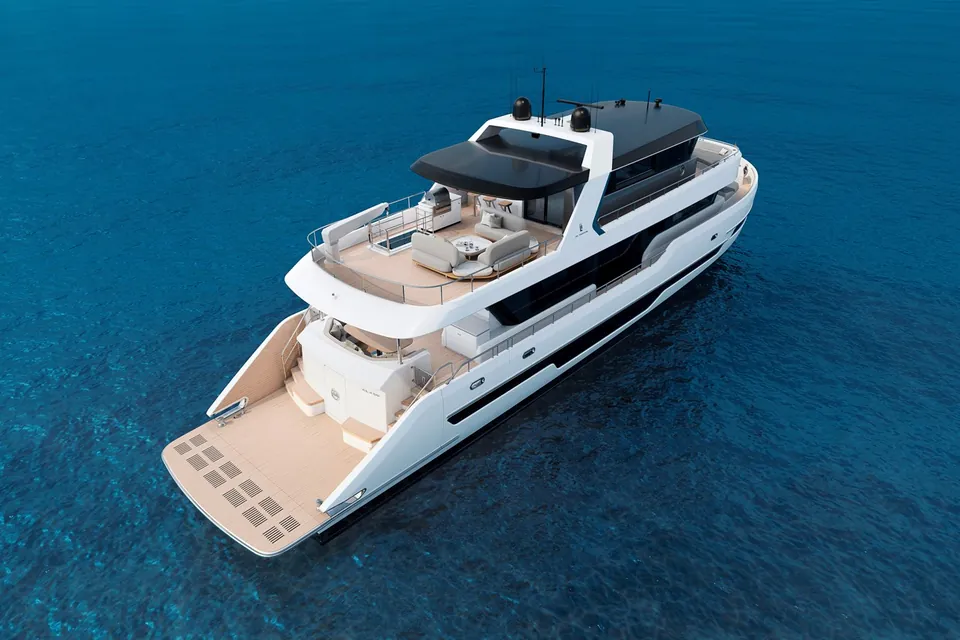 CLX99, 2027 CL Yachts, photo 3