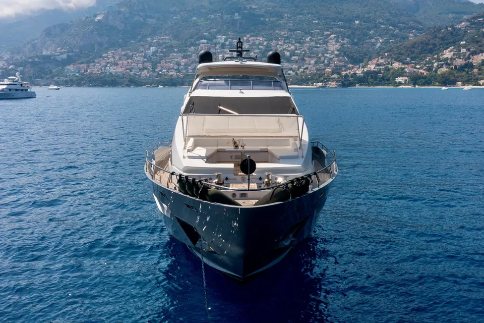 Anastasia V, 2017 Azimut, photo 5