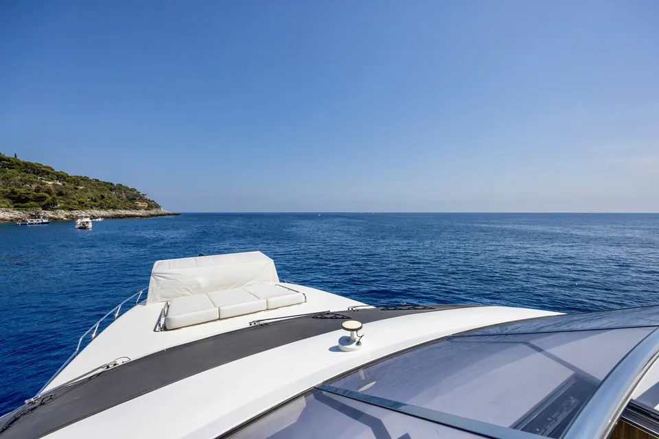 Anastasia V, 2017 Azimut, photo 8