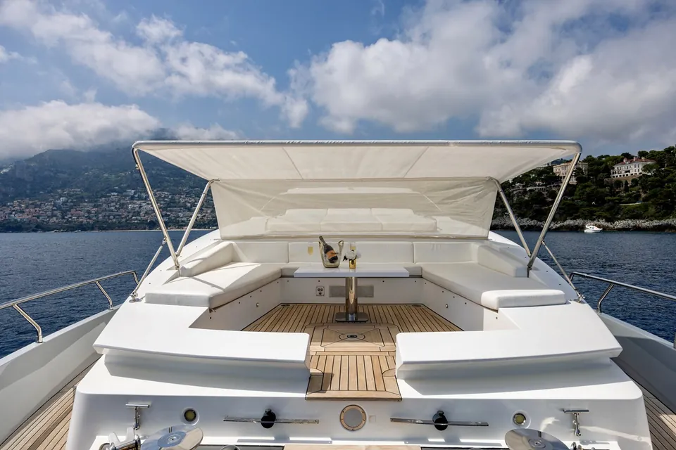 Anastasia V, 2017 Azimut, photo 10