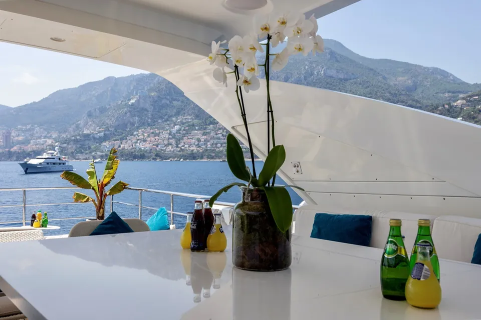 Anastasia V, 2017 Azimut, photo 12