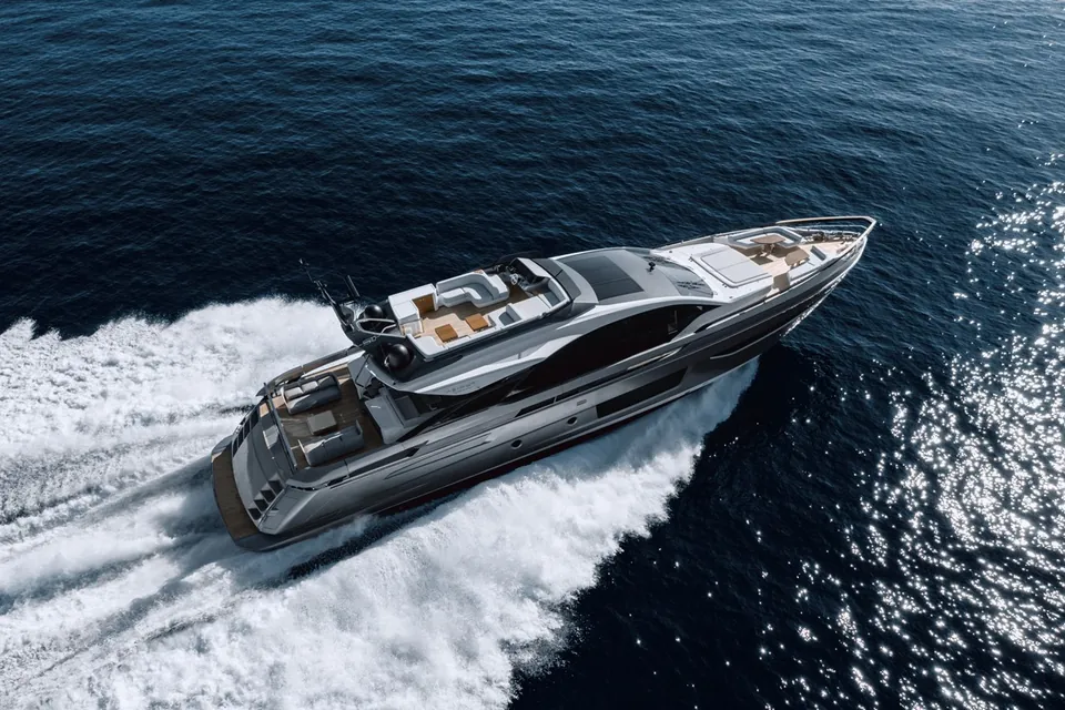 Lance West, 2021 Azimut, photo 3