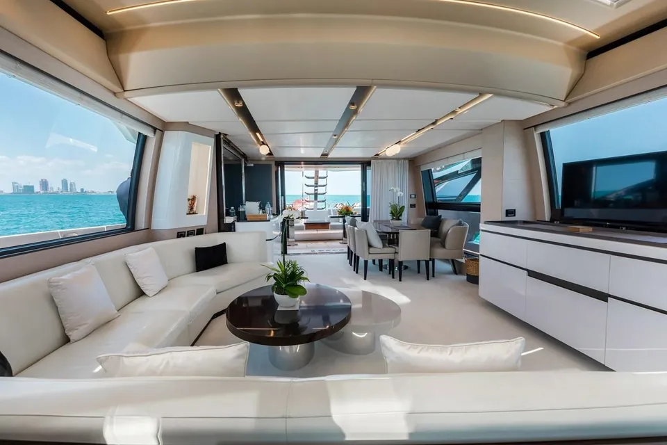 Lance West, 2021 Azimut, photo 13