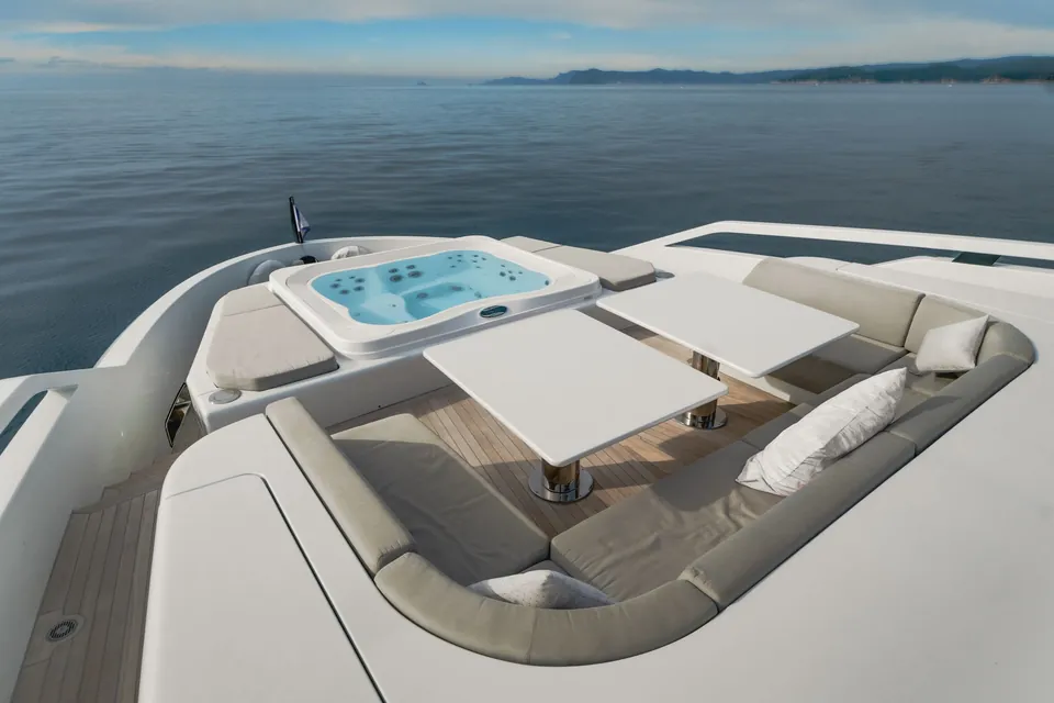 L.A.U.L, 2019 Extra Yachts X130 Triplex, photo 23