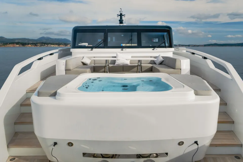 L.A.U.L, 2019 Extra Yachts X130 Triplex, photo 36
