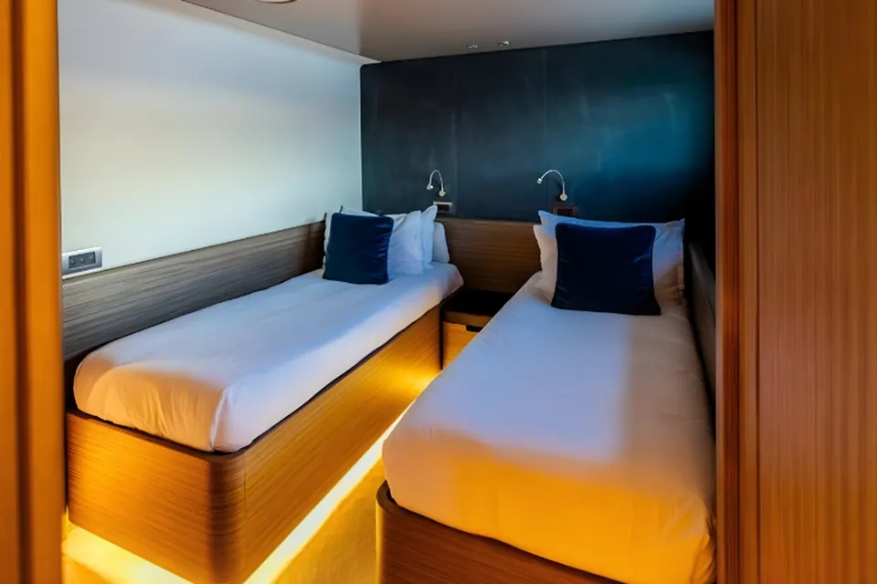 Checkmate, 2022 Custom Line Navetta 30, photo 28