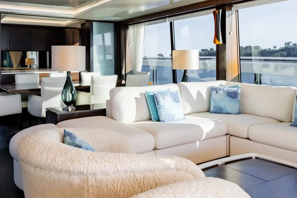 Triple Eight, 2021 Sunseeker 90 Ocean, photo 7