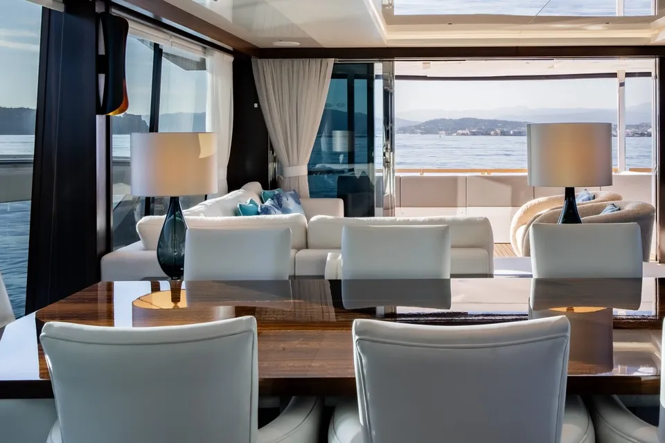 Triple Eight, 2021 Sunseeker 90 Ocean, photo 10