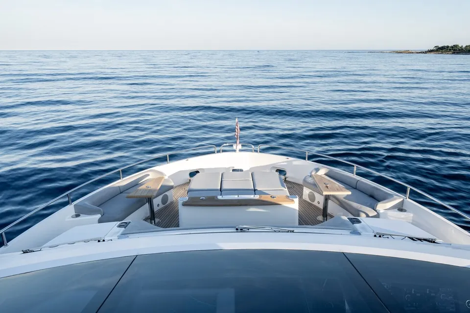 Triple Eight, 2021 Sunseeker 90 Ocean, photo 40