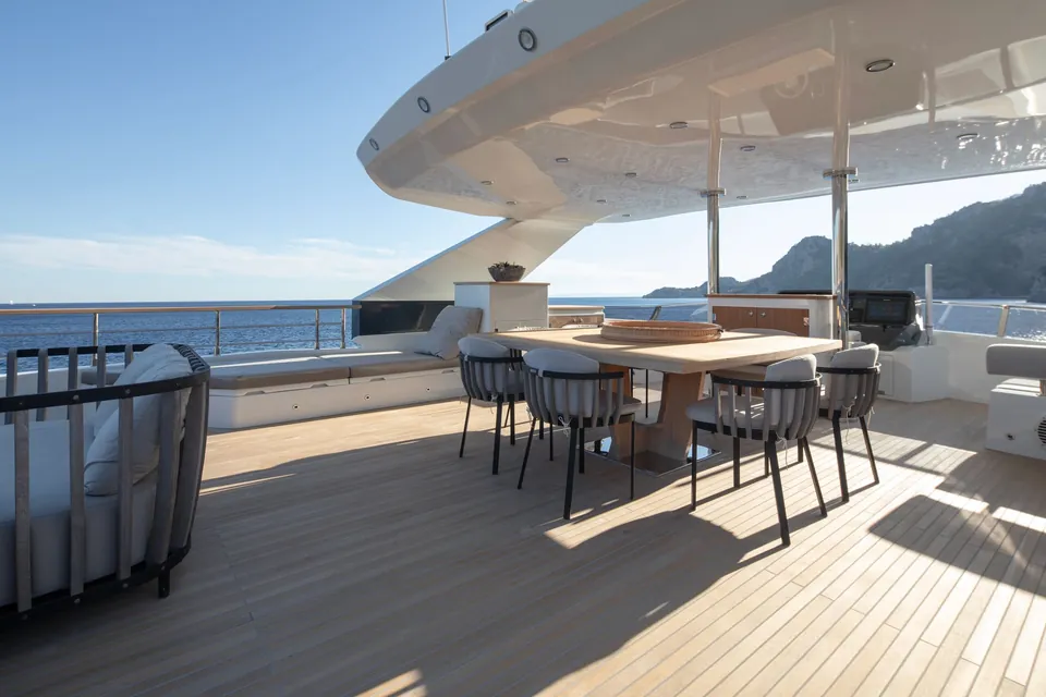 QM, 2019 Numarine 32XP, photo 7
