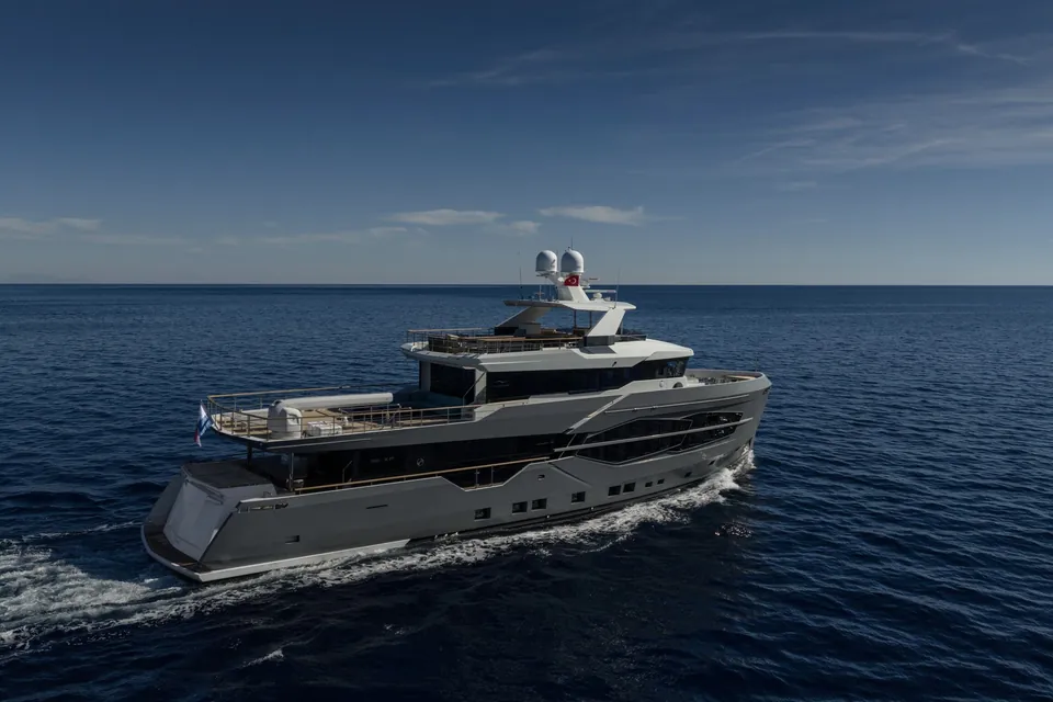 QM, 2019 Numarine 32XP, photo 9