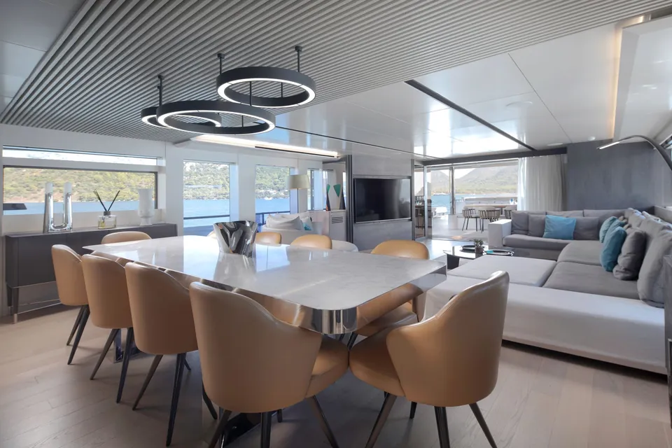QM, 2019 Numarine 32XP, photo 5