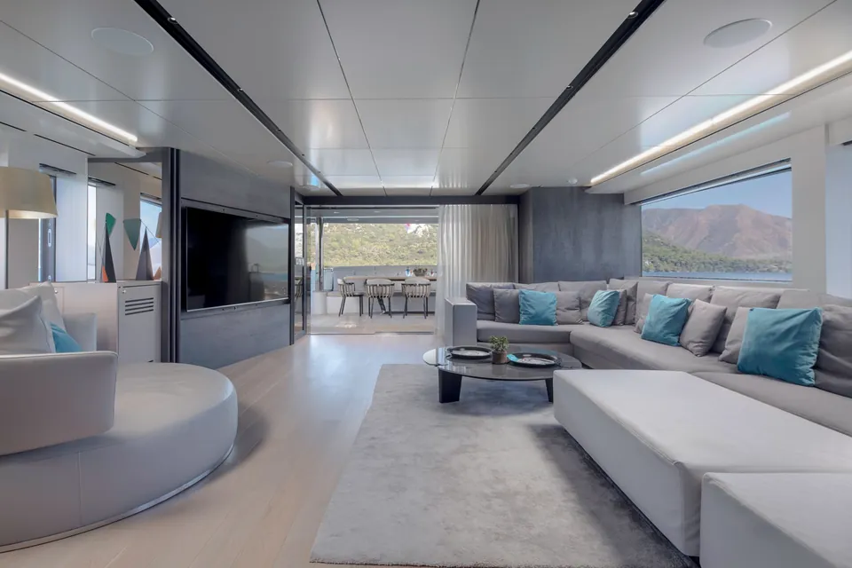 QM, 2019 Numarine 32XP, photo 14
