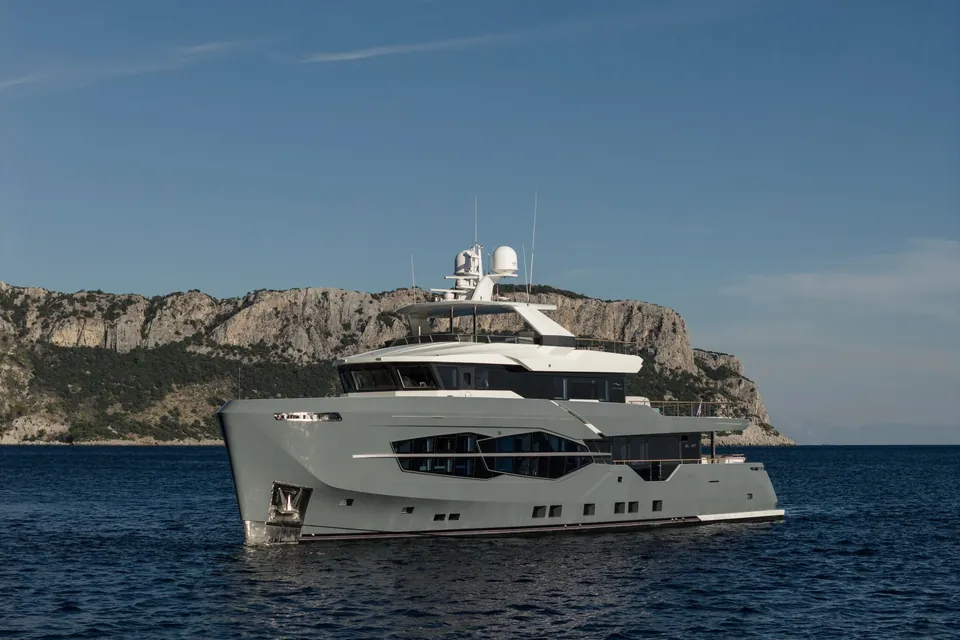 QM, 2019 Numarine 32XP, photo 15