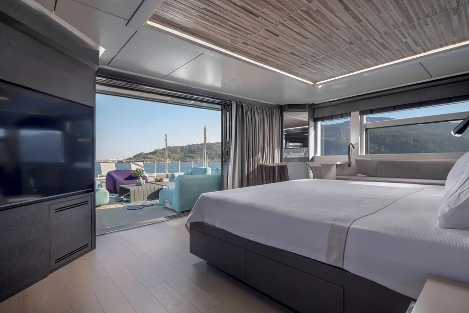 QM, 2019 Numarine 32XP, photo 19