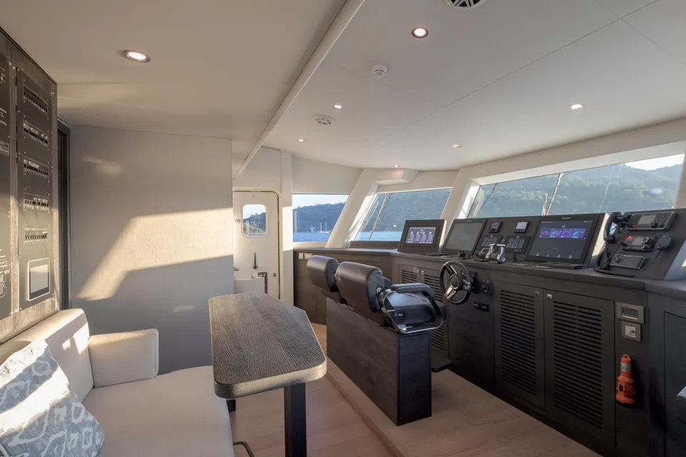 QM, 2019 Numarine 32XP, photo 31