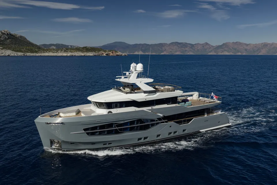 QM, 2019 Numarine 32XP, photo 1