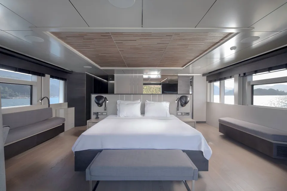 QM, 2019 Numarine 32XP, photo 40