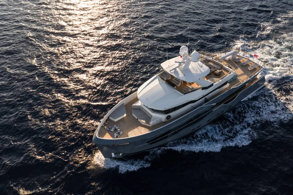QM, 2019 Numarine 32XP, photo 55
