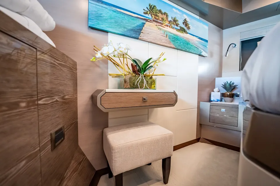 Aquasition, 2021 Ocean Alexander, photo 50