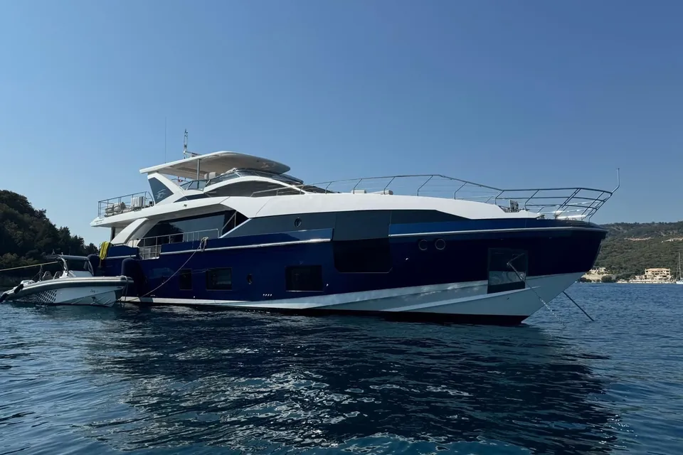 Betty, 2023 Azimut Grande 27M, photo 1