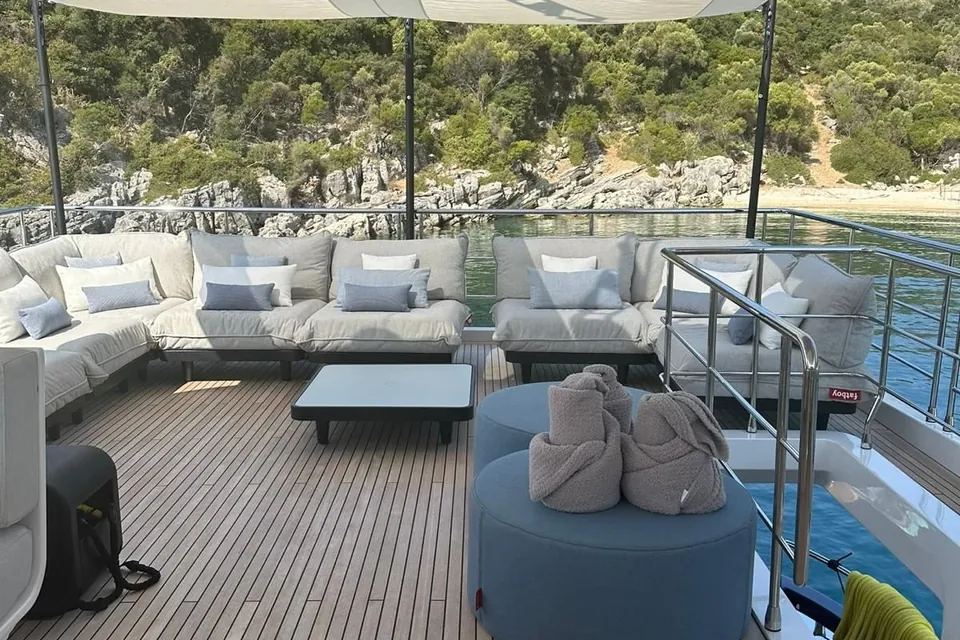 Betty, 2023 Azimut Grande 27M, photo 8