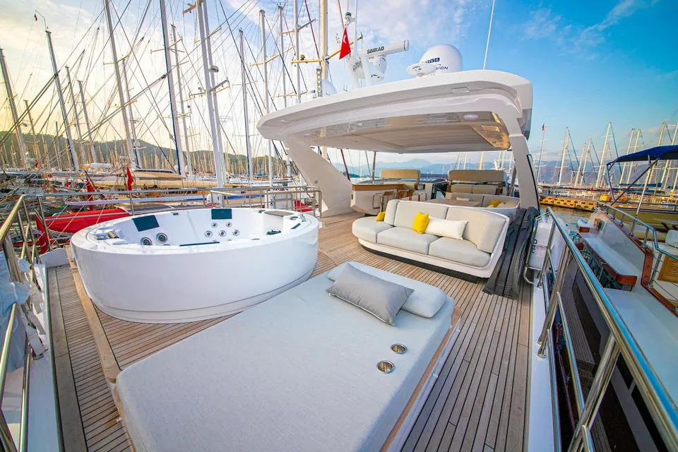 Nirvana by the Sea, 2019 Azimut Grande 27M, photo 19