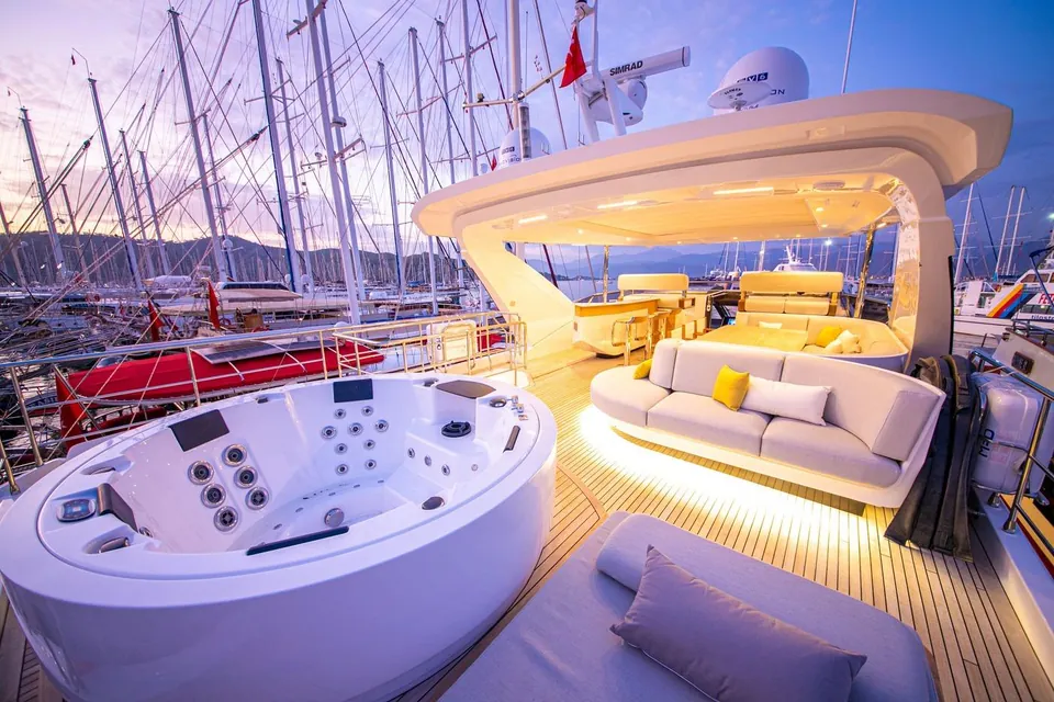 Nirvana by the Sea, 2019 Azimut Grande 27M, photo 28