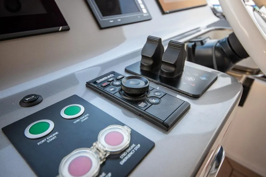 Nirvana by the Sea, 2019 Azimut Grande 27M, photo 33