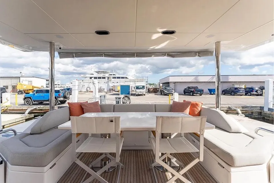 Matten One, 2021 Azimut, photo 14